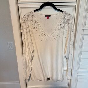 Vince Camuto White Sweater with Silver Accents